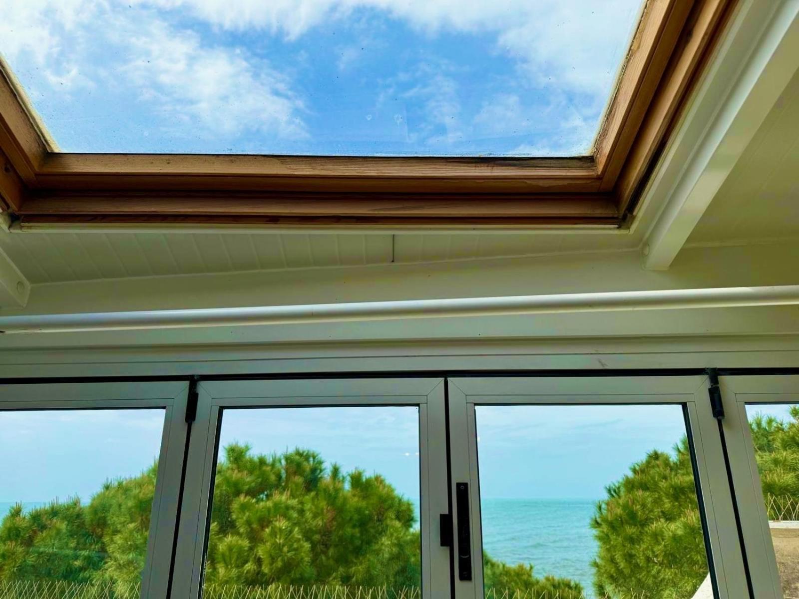 Apartment Mit Meerblick Am Strand Costa Azzura Grado Exterior photo